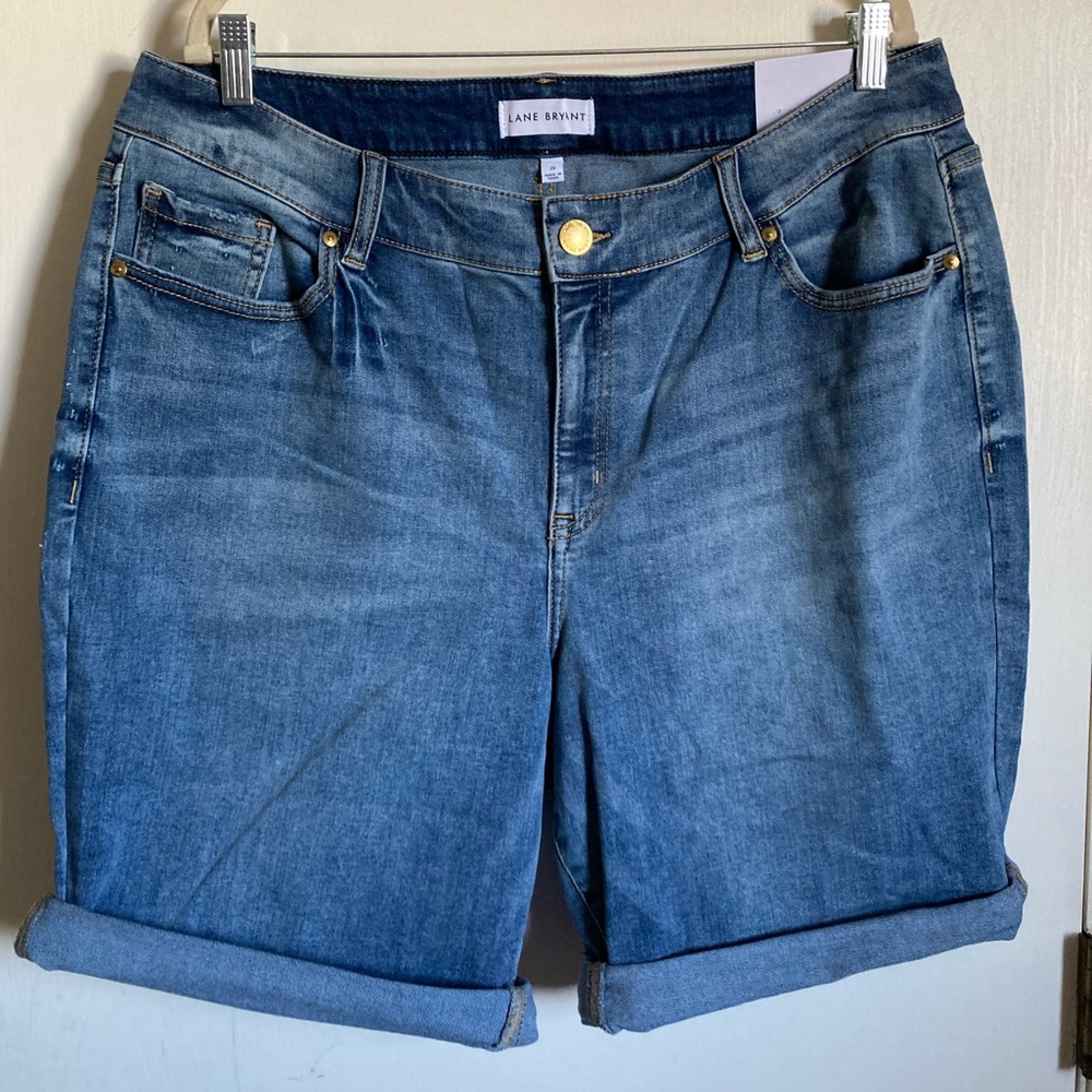 *Lane Bryant New Medium Wash High Rise Curvy Fit Cuffed Bermuda Shorts #MBG